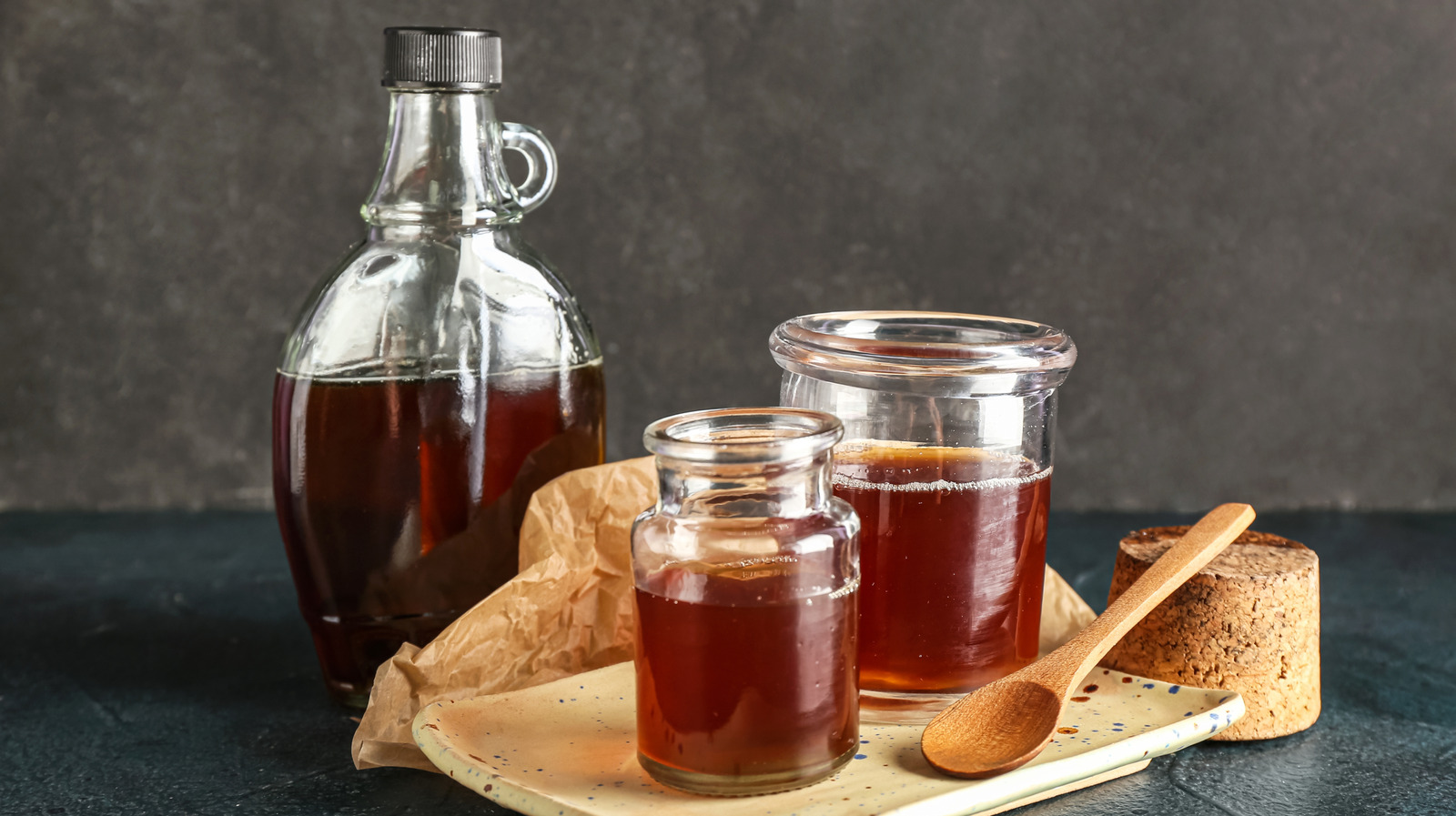 <a href="https://www.foodrepublic.com/2132654/maple-syrup-tiny-handles-purpose/" target="_blank">Do The Tiny Handles On Maple Syrup Bottles Serve Any Purpose?</a>