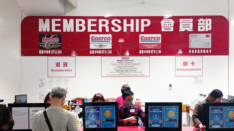 Costco membership desk in Taiwan