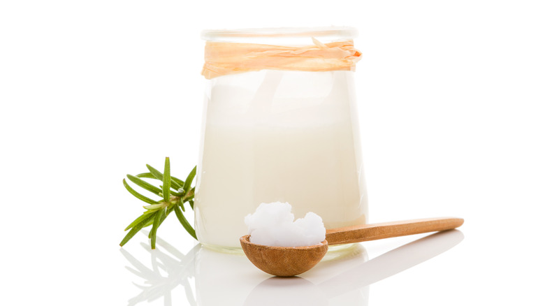 bacon grease in a jar