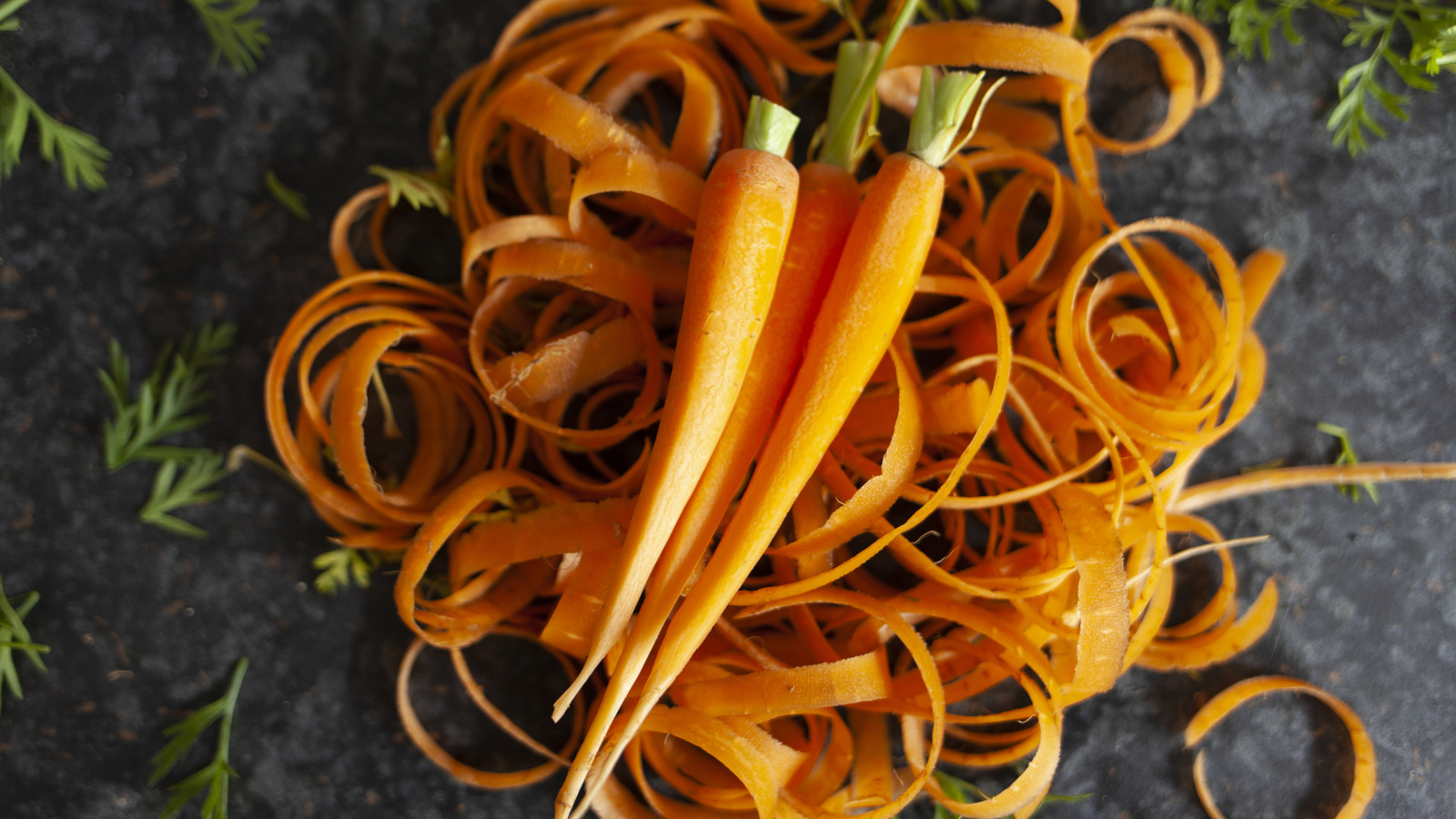 <a href="https://www.foodrepublic.com/2084700/dont-throw-out-leftover-carrot-scraps-make-ice-cream/" target="_blank">Don’t Throw Out Leftover Carrot Scraps – Make This Dessert Instead</a>