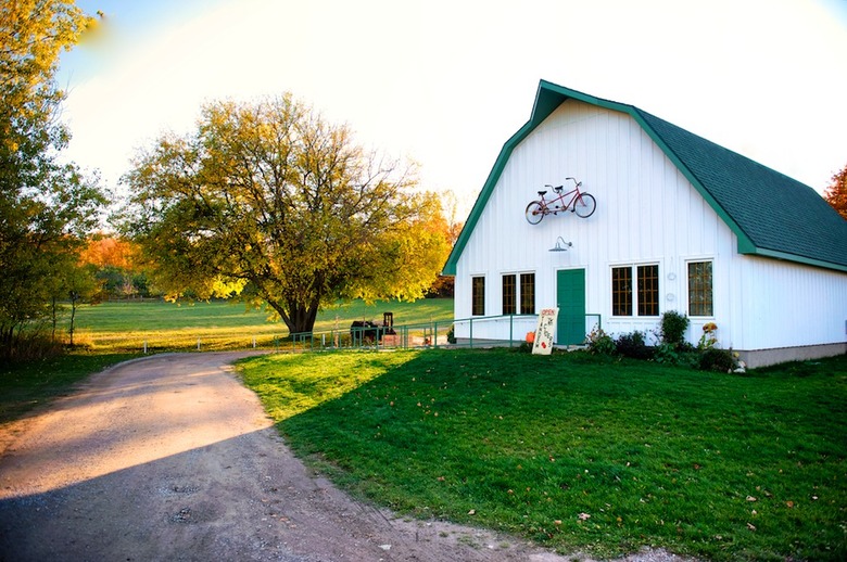 Drinking Tandem Ciders In Northern Michigan