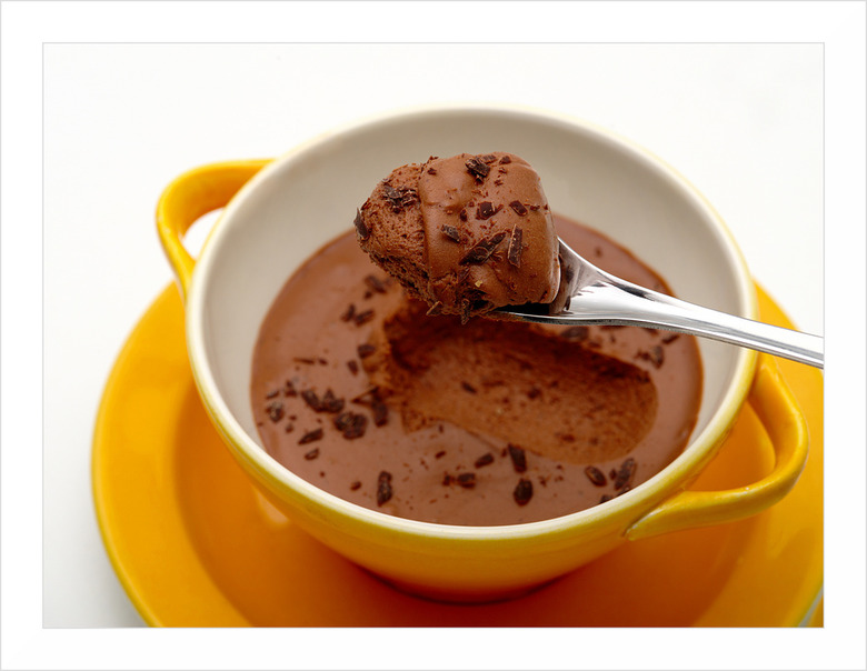 Eggless Chocolate Mousse Recipe