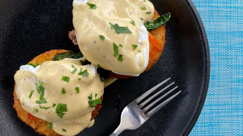 Eggs benedict on hash browns