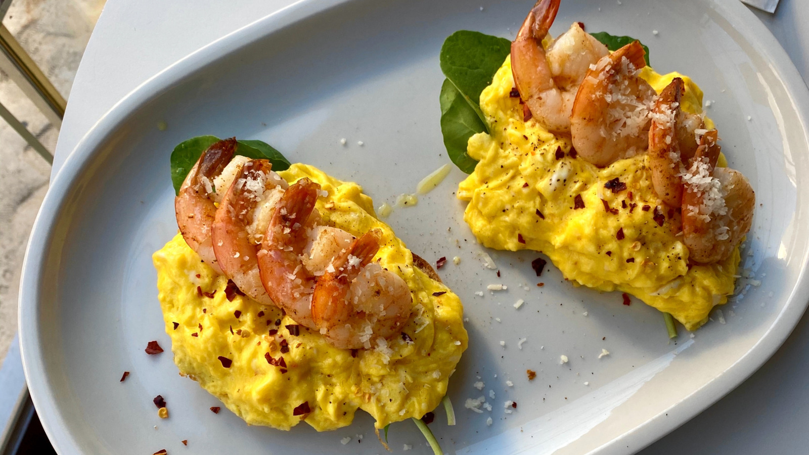 <a href="https://www.foodrepublic.com/1741366/egg-on-toast-tartine/" target="_blank">Eggs On Toast? Oui, But Make It A Tartine</a>