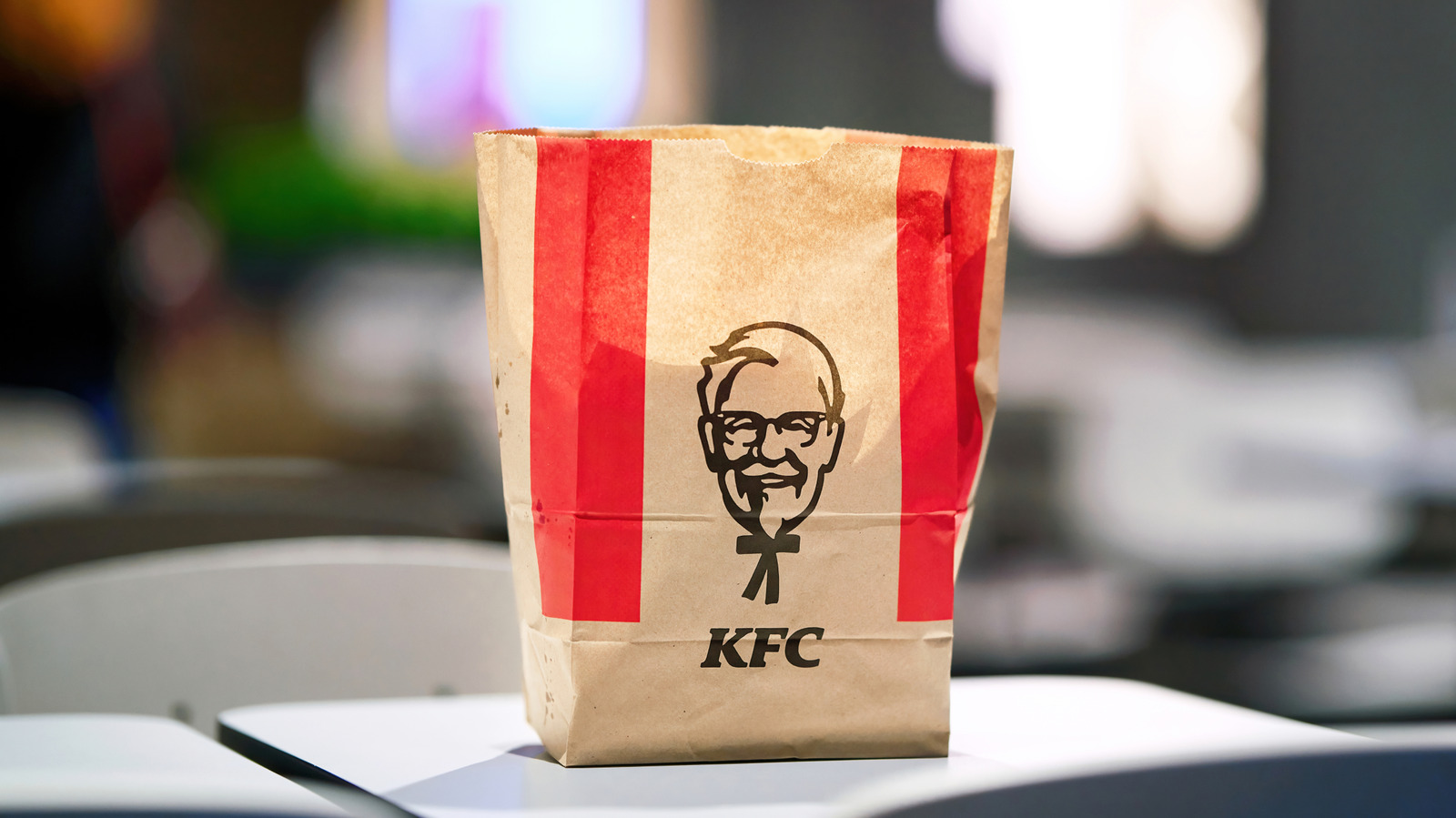 <a href="https://www.foodrepublic.com/2233272/elevate-kfc-famous-bowl-five-ordering-tips/" target="_blank">Elevate Your KFC Famous Bowl With These 5 Ordering Tips</a>