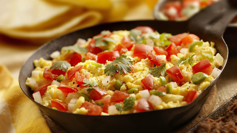 scrambled eggs with cilantro and red bell pepper