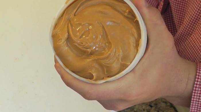 Entrepreneurs Reinvent The Peanut Butter Jar, To Prevent Peanut Butter Knuckles