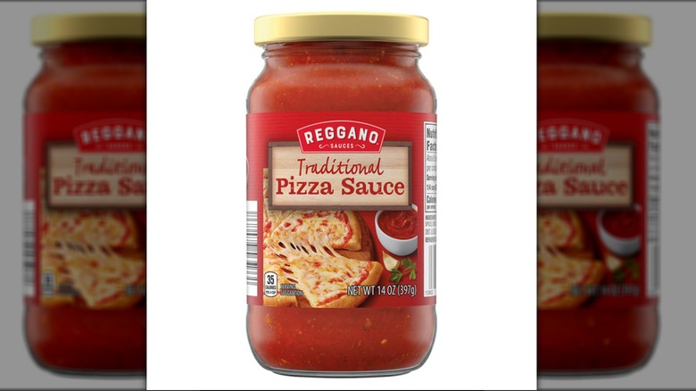 Jar of Aldi pizza sauce