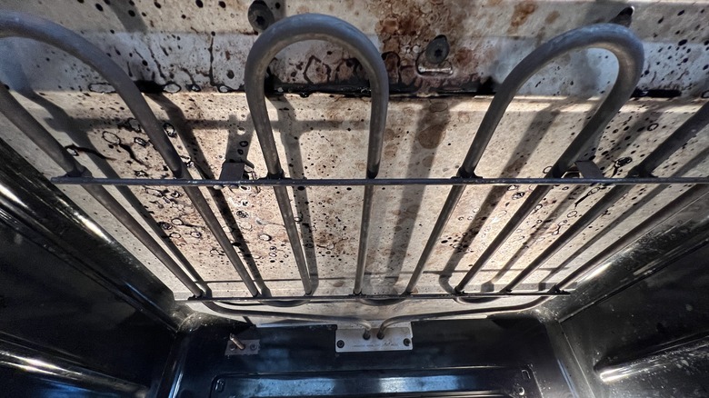 oven heating elements in dirty oven