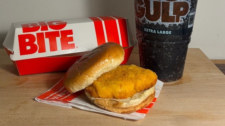 Chicken sandwich from 7-Eleven