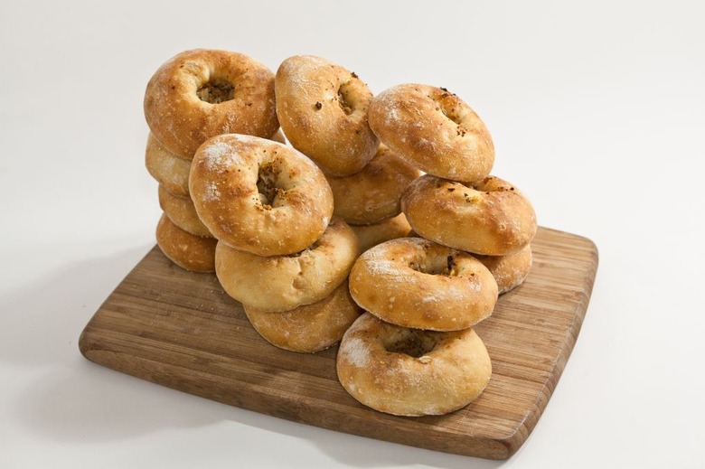 Everything You Need To Know About The Bialy (Including A Recipe) Food