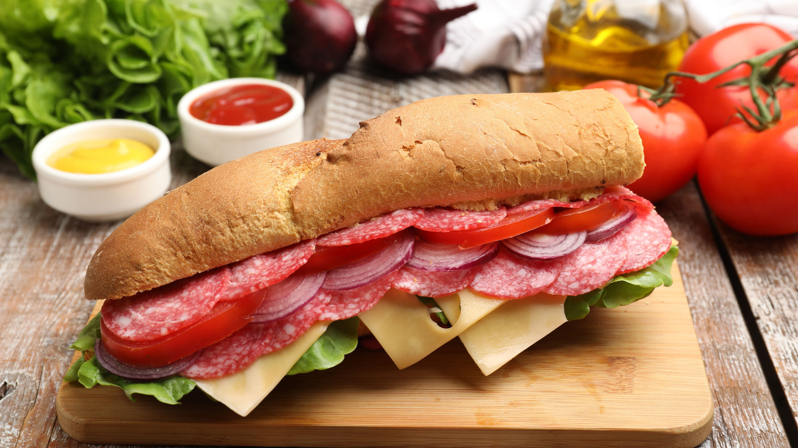 FoodWireDaily — 12 Fast Food Chain Sandwiches With Over 30 Grams Of Protein