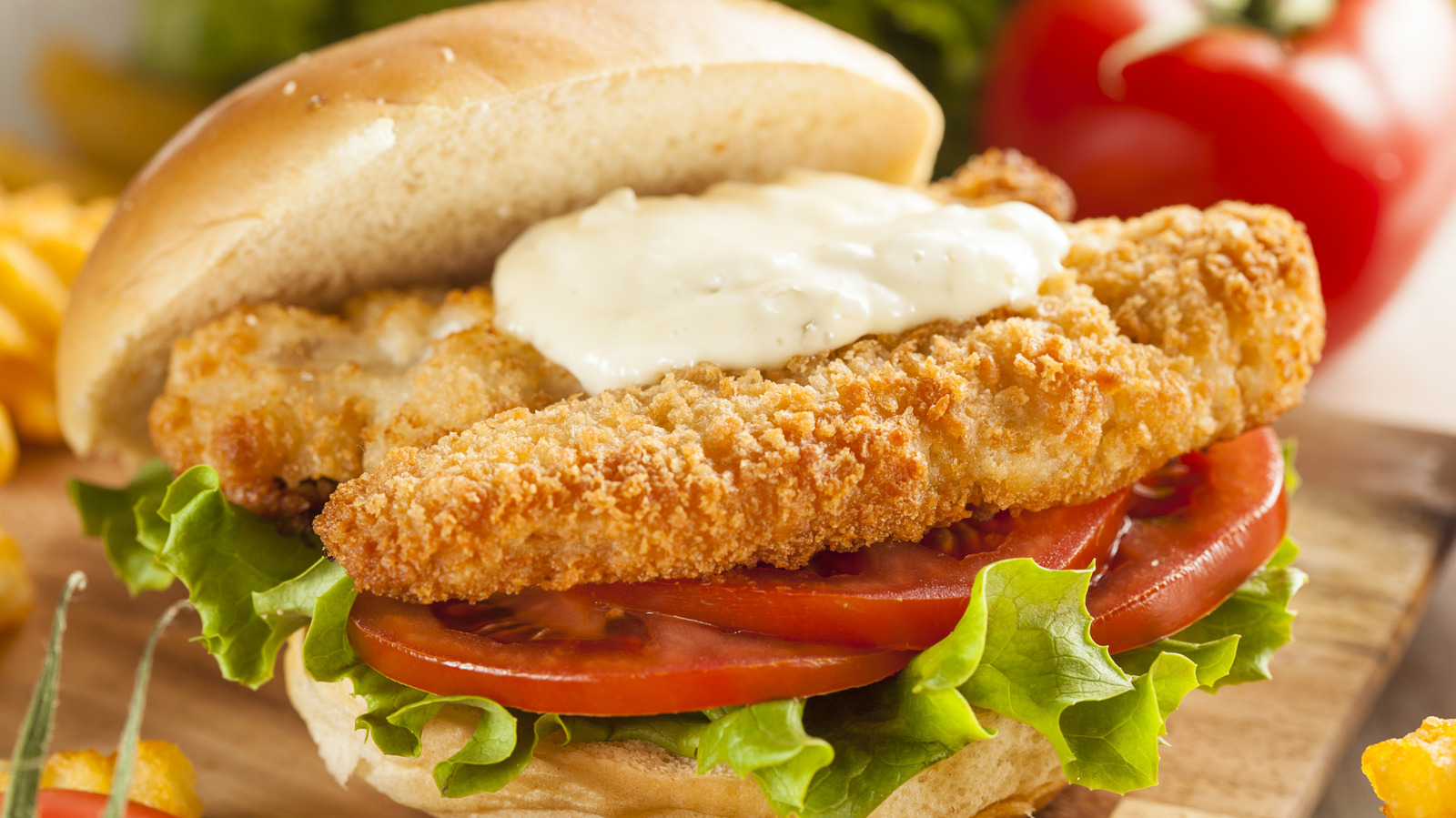 <a href="https://www.foodrepublic.com/2124393/fast-food-fish-sandwich-whataburger-whatacatch-customers/" target="_blank">The Fast Food Fish Sandwich You Shouldn’t Overlook, According To Customers</a>
