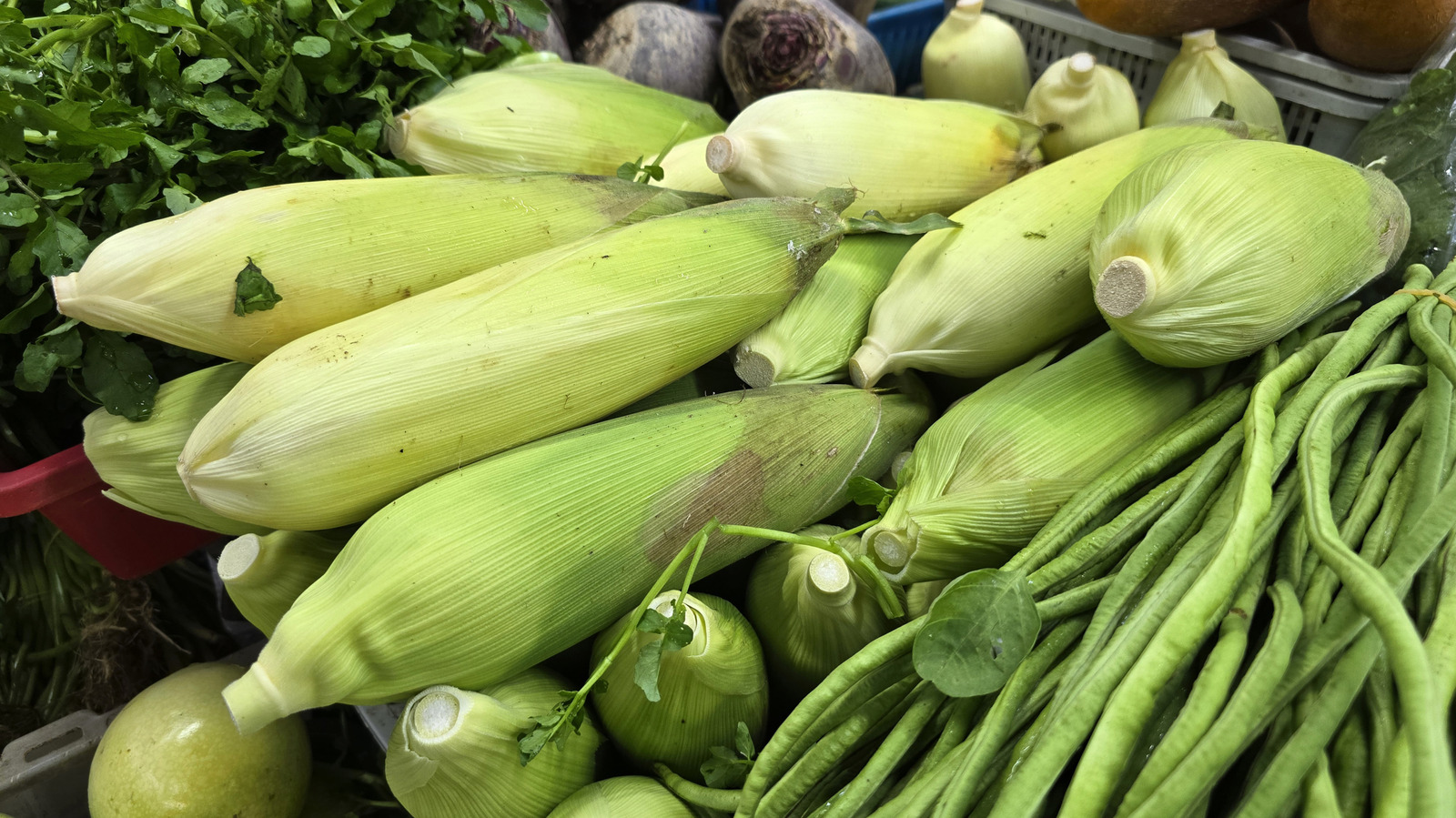 Find The Best Corn On The Cob At The Grocery Store With This Simple Technique