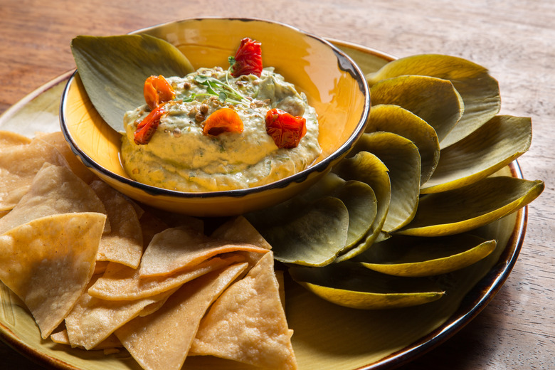 Estrella_Dishes_Artichoke_Guacamole_Gaelen Casey Photography