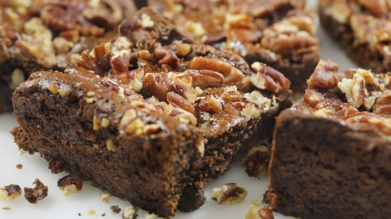 nut crusted brownies