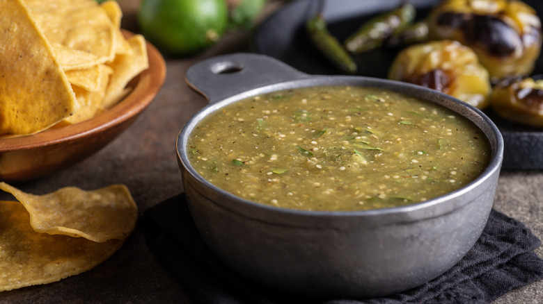 salsa verde and tortilla chips