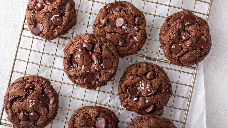 Chocolate chip cookies on a wire rack