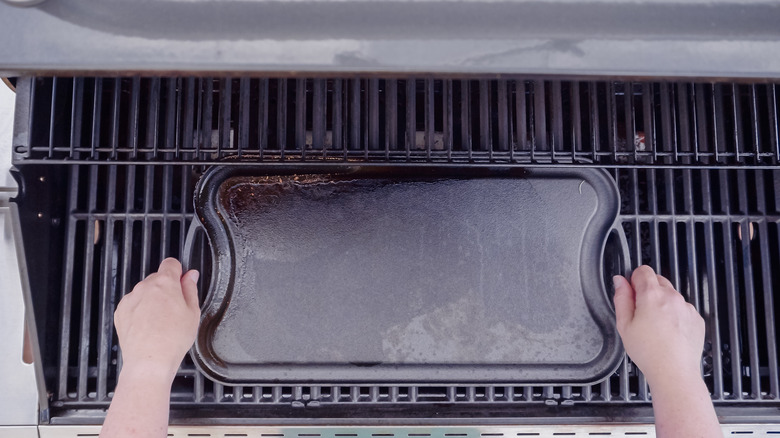 using a flat top on a grill