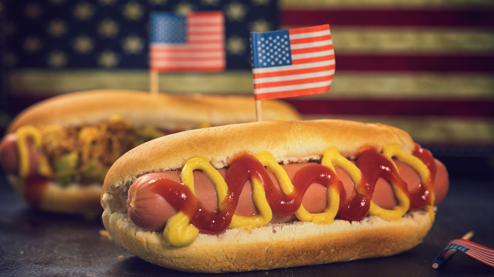 <a href="https://www.foodrepublic.com/2221899/forget-boring-hot-dogs-make-danish-style/" target="_blank">Forget Boring Hot Dogs – Make Them Danish-Style</a>
