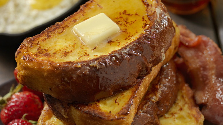 French toast with butter