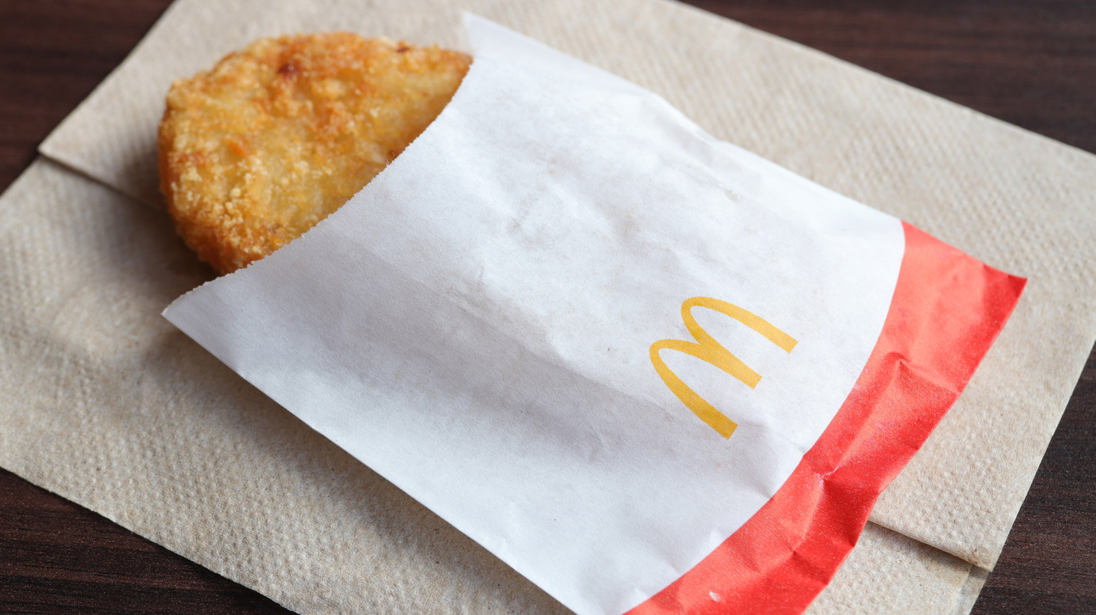 <a href="https://www.foodrepublic.com/2241024/how-to-order-crispier-mcdonalds-hash-brown/" target="_blank">Get A Crispier McDonald’s Hash Brown With This Simple Request</a>
