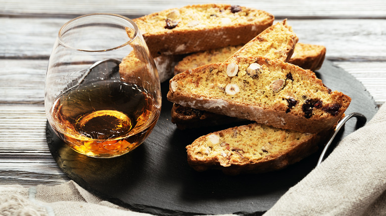 Cantucci and Vin Santo