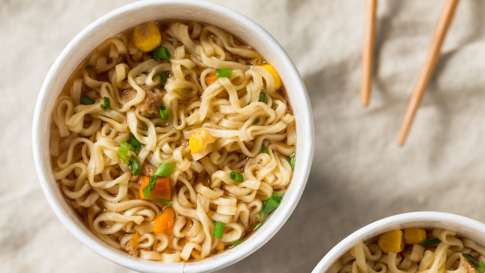 <a href="https://www.foodrepublic.com/1708207/upgrade-ramen-canned-mushrooms/" target="_blank">Give Ramen An Extra Punch Of Umami Flavor With One Canned Good</a>