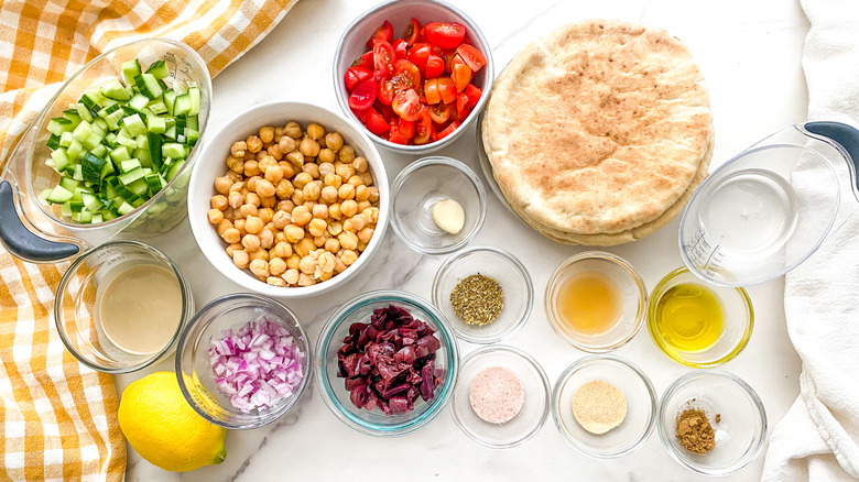 ingredient for pizza