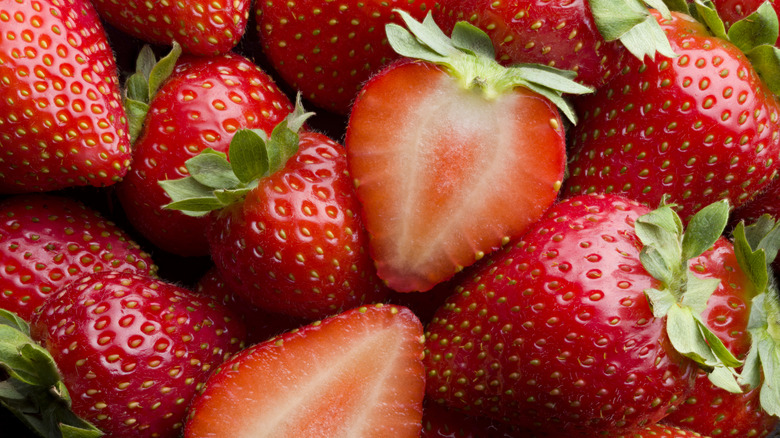 A pile of juicy, ripe strawberries