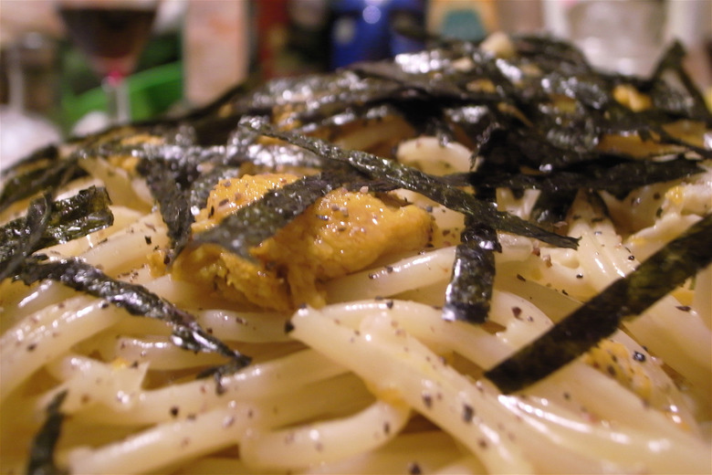 Hack Of The Day: How To Make Sea Urchin Spaghetti At The Office. Yes, Really.