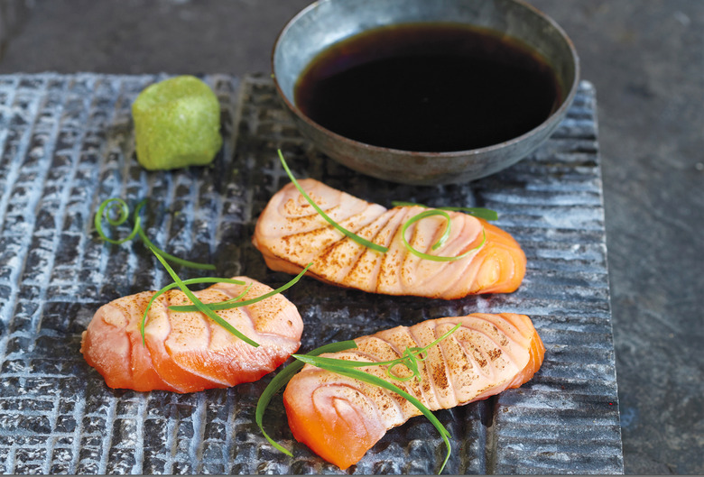 Have Blowtorch? Make Salmon Sashimi!