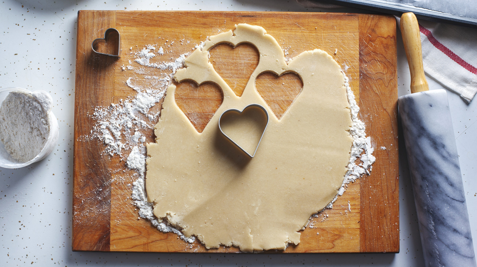 How Thick Should Cookie Dough Be Rolled Out?