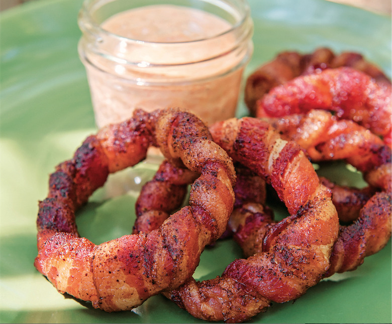 baconwrappedonionrings