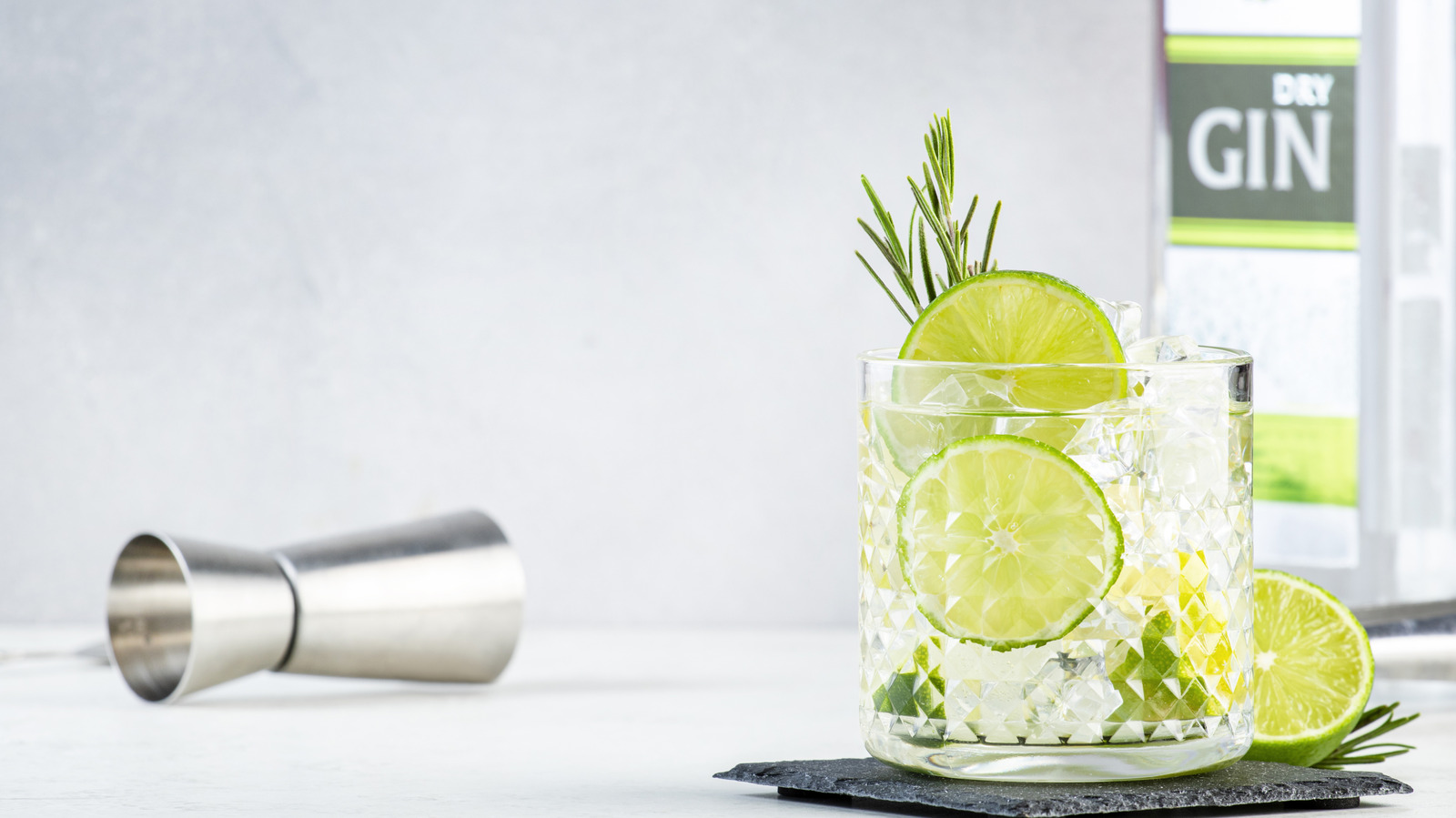 Here's The Average Shelf Life Of A Bottle Of Gin
