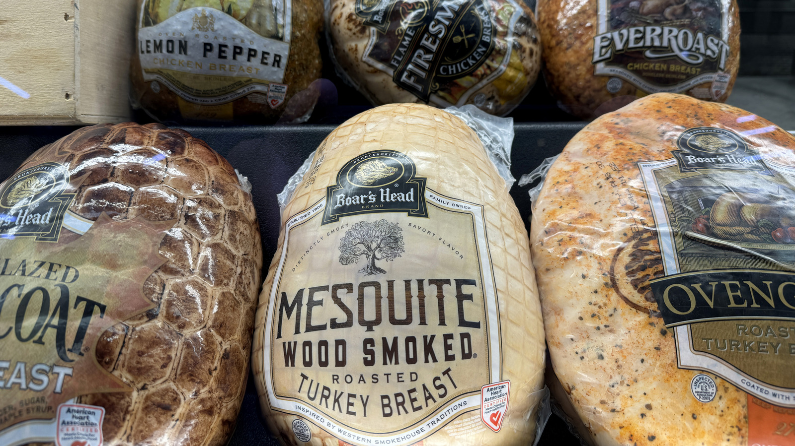 <a href="https://www.foodrepublic.com/2108633/why-walmart-doesnt-sell-boars-head-meat/" target="_blank">Here’s Why Walmart Doesn’t Sell Boar’s Head Meat</a>