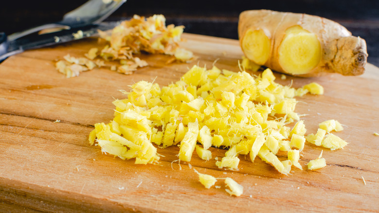 Chopped ginger root 