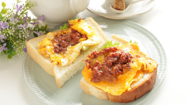 hong kong breakfast sandwich
