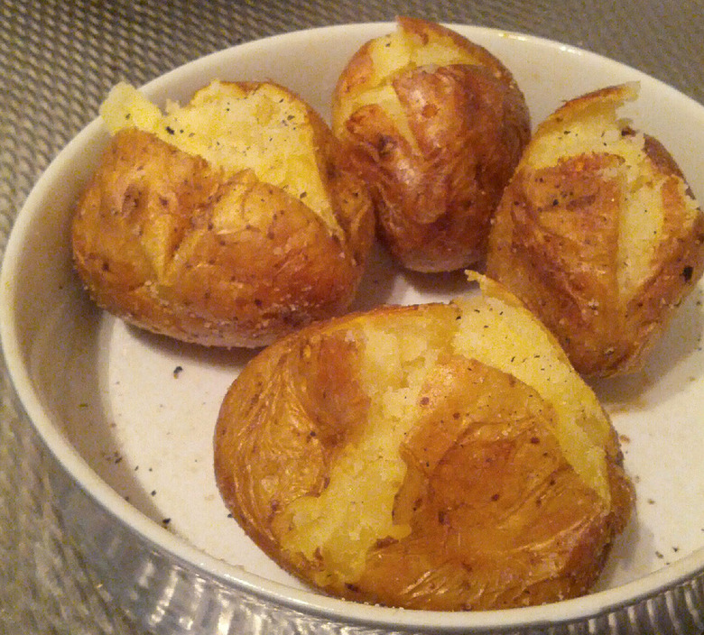 How Do You Microwave A Baked Potato?