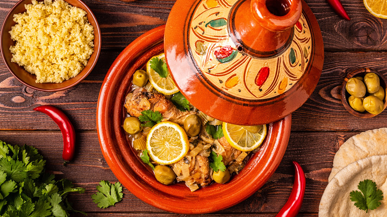 Cooked chicken covered by tagine