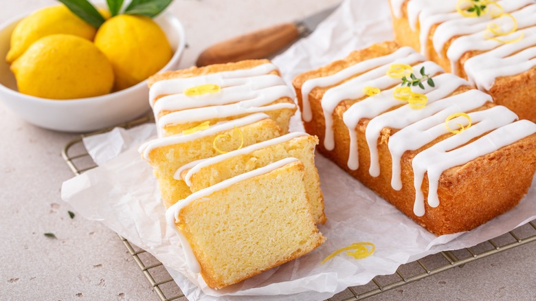 lemon pound cake with lemon zest
