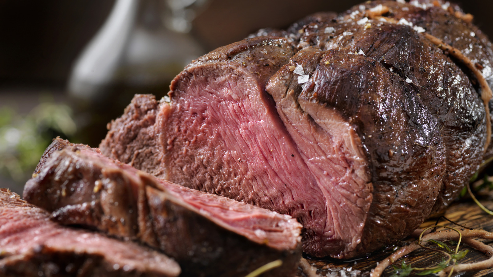 <a href="https://www.foodrepublic.com/2209427/how-long-does-prime-rib-last-in-refrigerator/" target="_blank">How Long Prime Rib Lasts In Your Fridge</a>