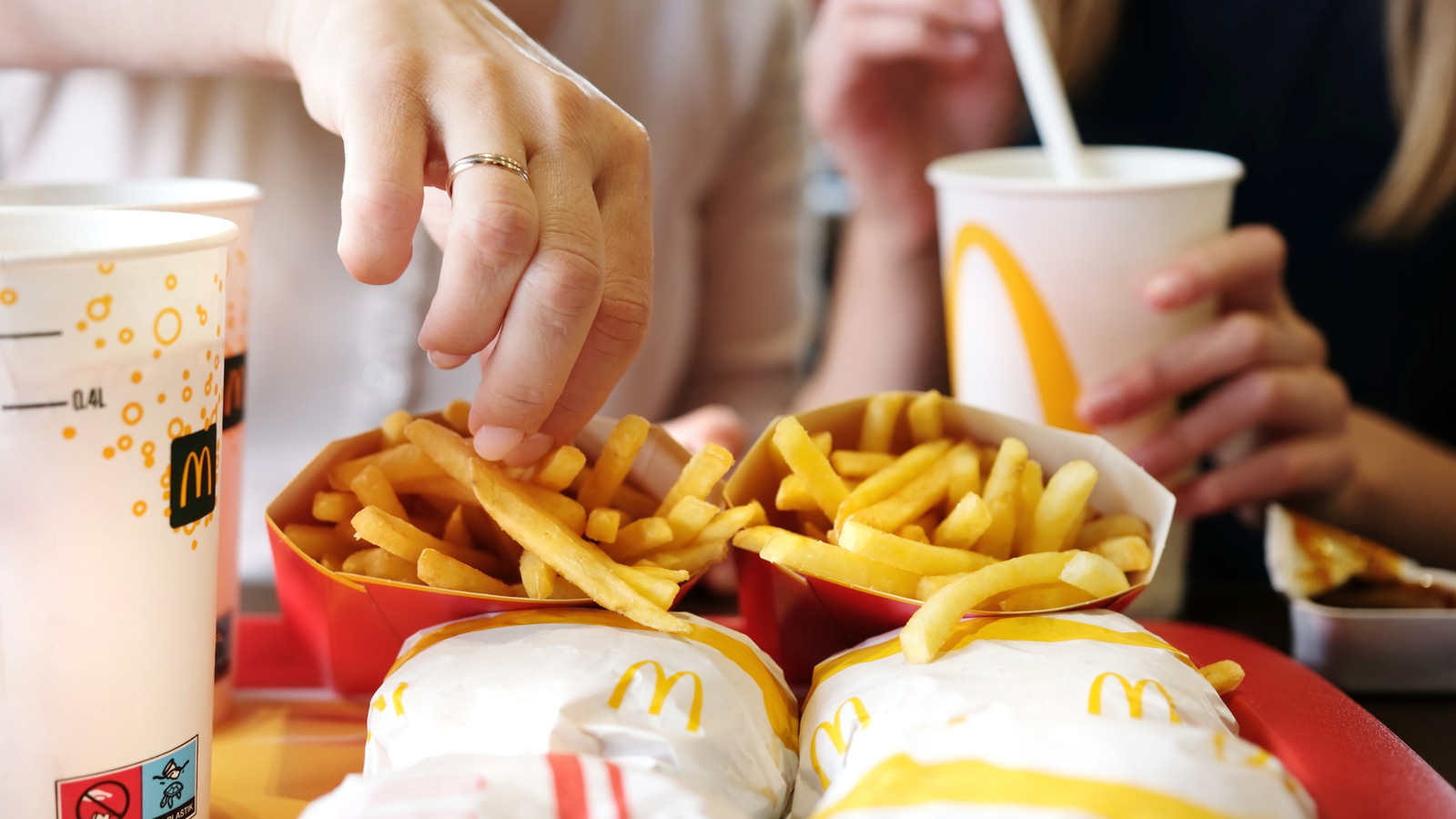 <a href="https://www.foodrepublic.com/1817809/how-many-mcdonalds-locations-worldwide/" target="_blank">How Many Locations Does McDonald’s Have Around The World?</a>