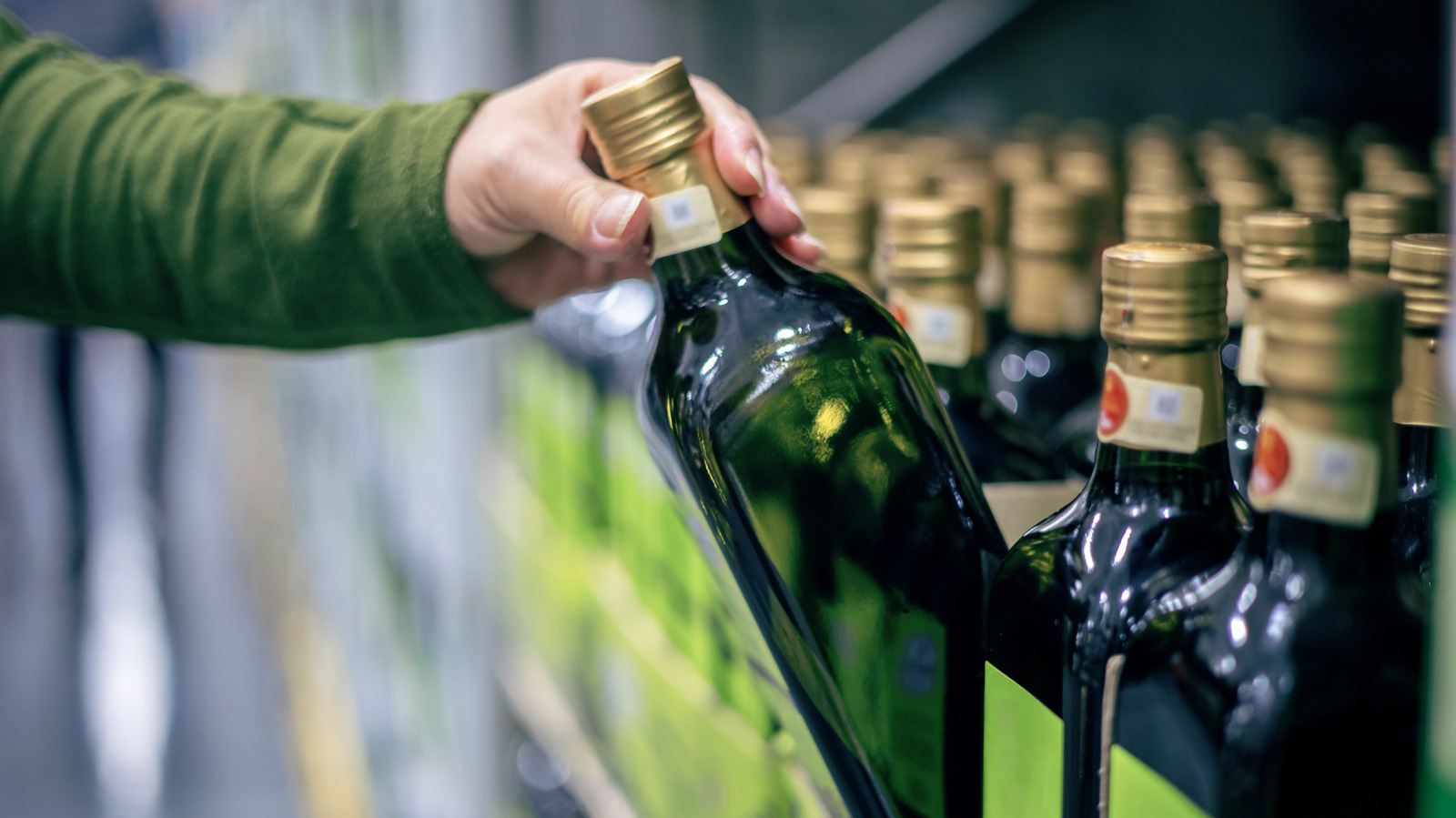 <a href="https://www.foodrepublic.com/2213265/how-many-olives-to-make-bottle-olive-oil/" target="_blank">How Many Olives Are Used For One Bottle Of Olive Oil?</a>