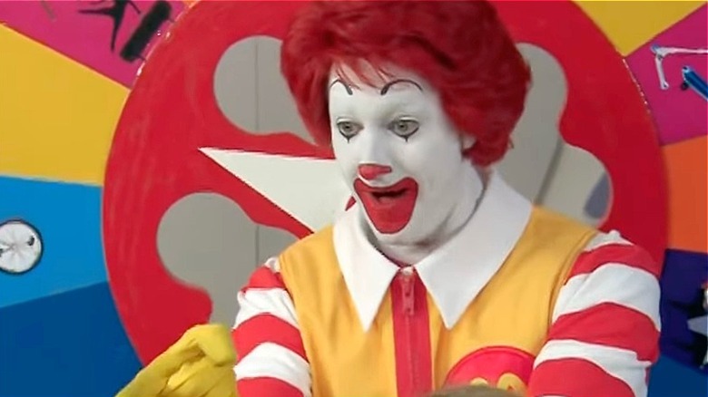 David Hussey portraying Ronald McDonald in 2006.