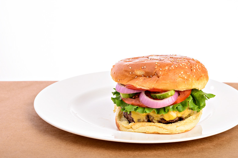 Want to make a perfect burger every time? Don't overthink it. Just follow these steps.