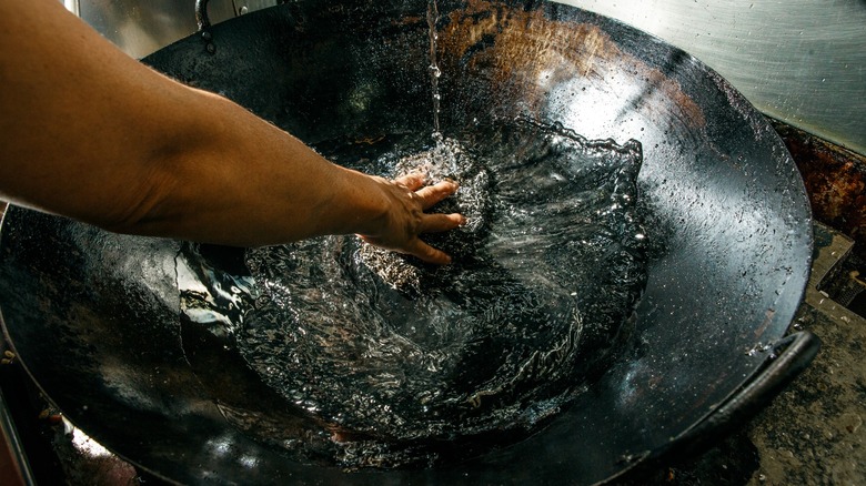 How To Clean A Wok With Food Stuck On It