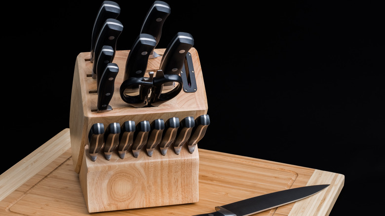 Wooden knife block