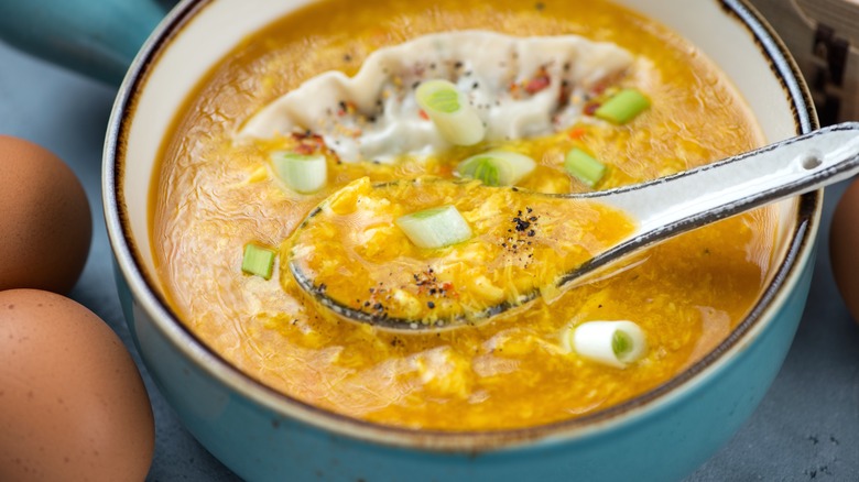 egg drop soup with pepper and wontons