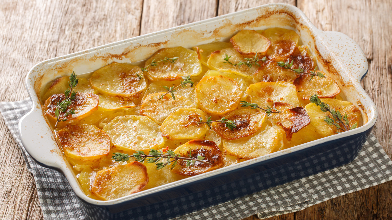 <a href="https://www.foodrepublic.com/1968043/three-ingredient-canned-au-gratin-potatoes/" target="_blank">How To Make 3-Ingredient Au Gratin Potatoes Right In The Can</a>